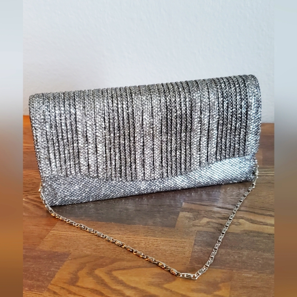 Sparkling Silver Envelope Evening Bag / Clutch Purse with Detachable Chain